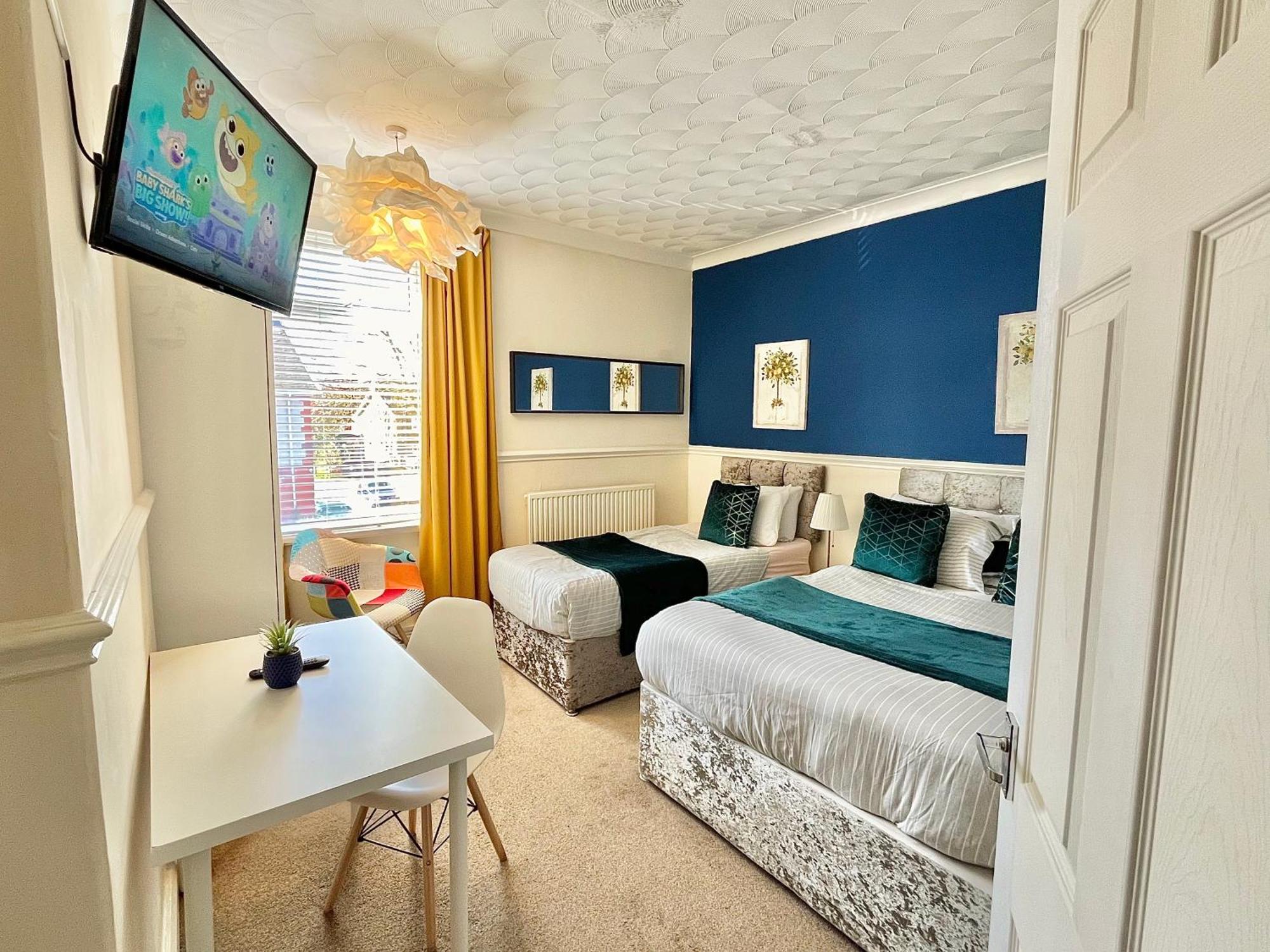 Summer Lane House-3 Bedrooms-Close To M1-Longer Stay-Free Parking Barnsley Buitenkant foto