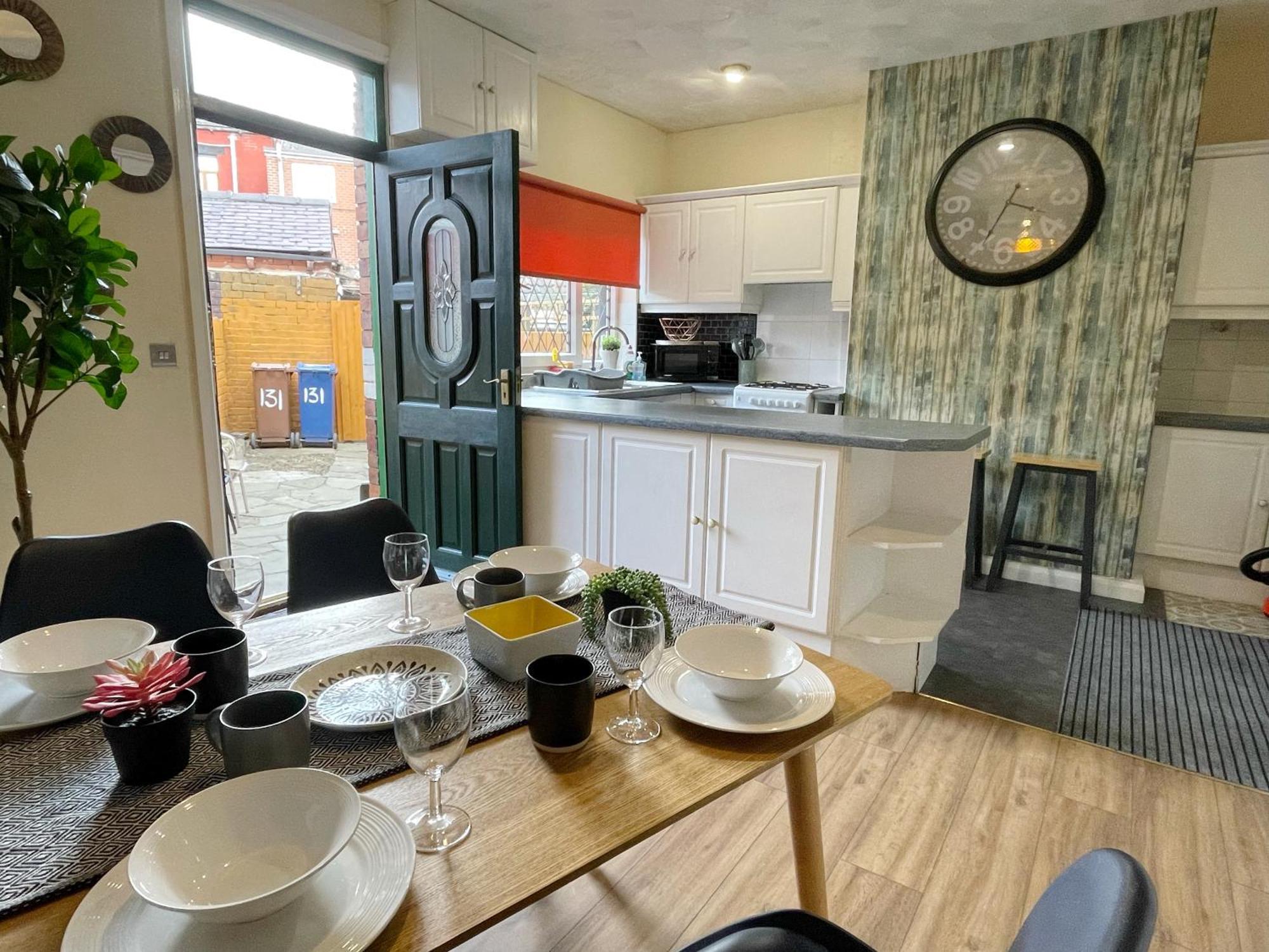 Summer Lane House-3 Bedrooms-Close To M1-Longer Stay-Free Parking Barnsley Buitenkant foto